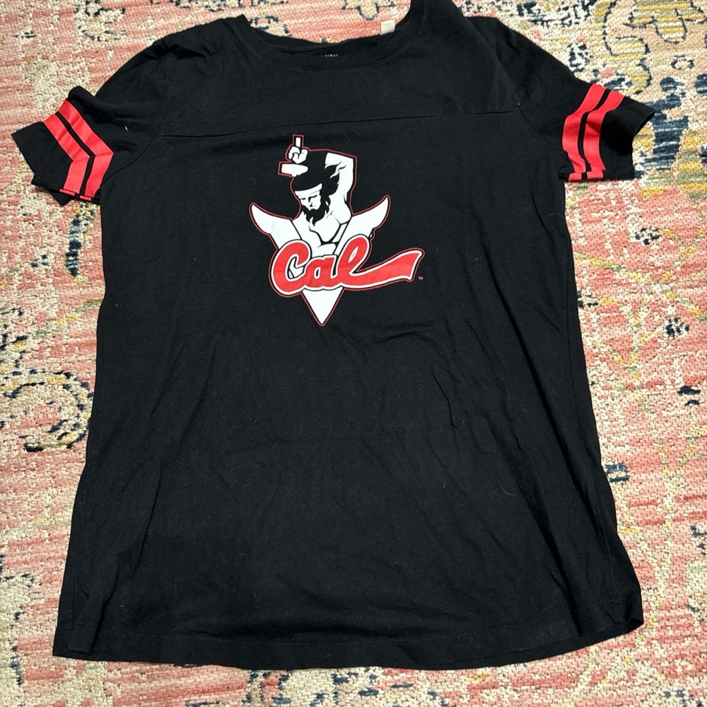 Cal U of PA t-shirt.